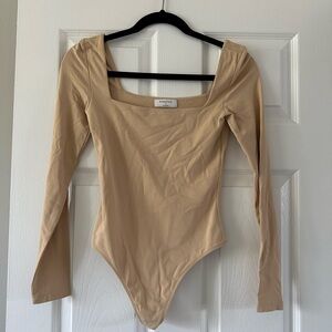 Babaton Squareneck Bodysuit